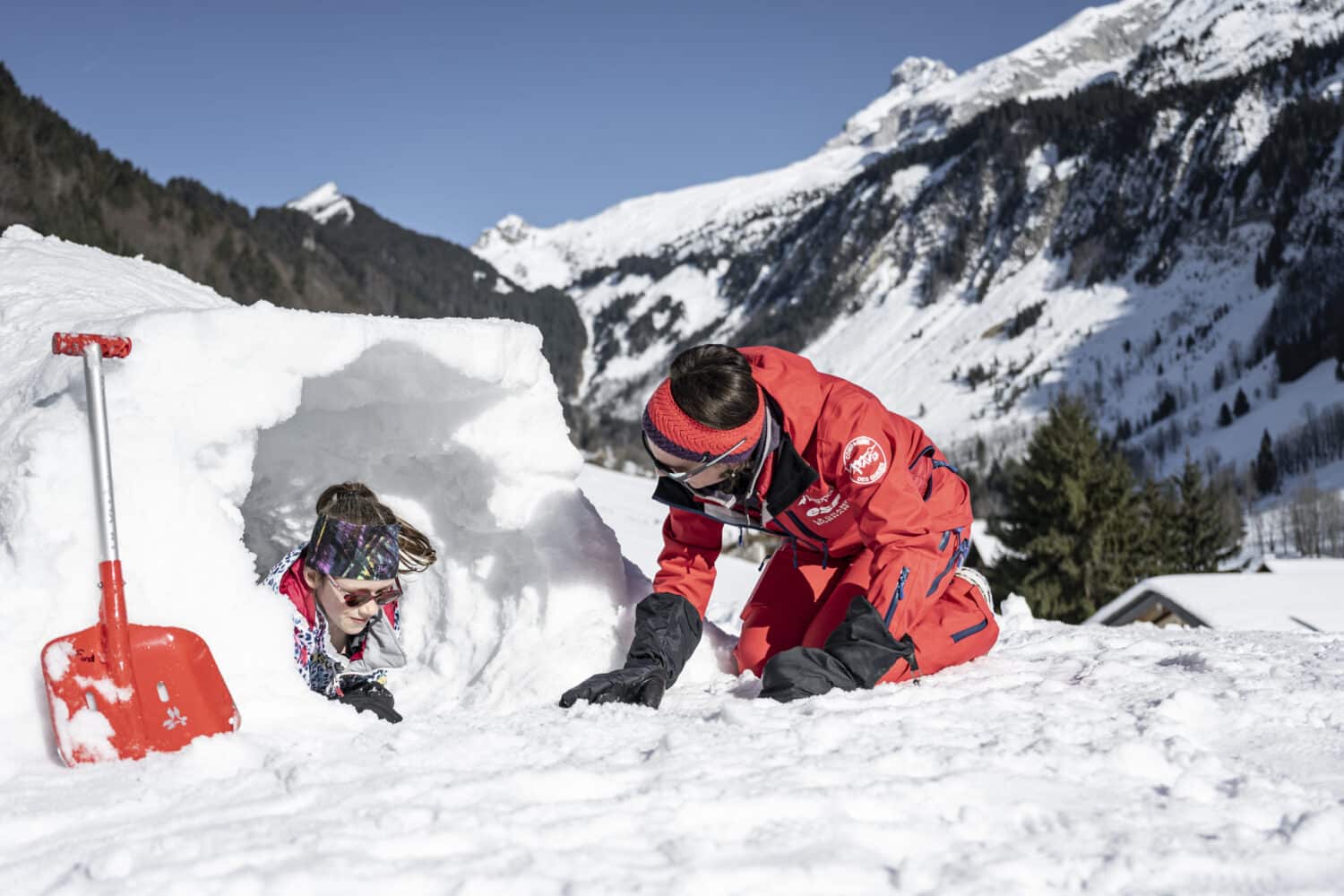 Construction igloo Meribel Coucou Meribel Experience